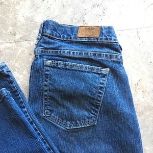 Cabela’s Casuals size 6 long boot cut jeans